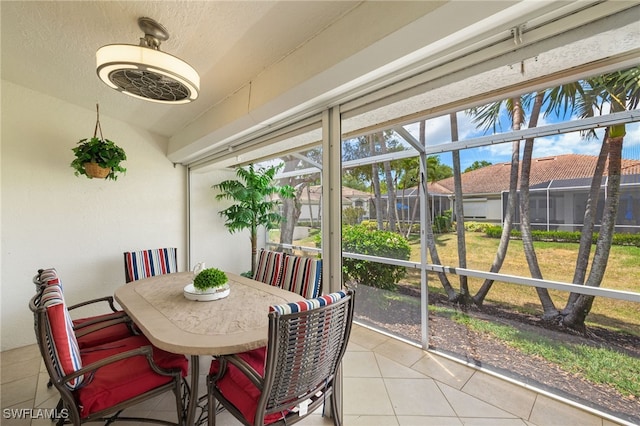 view of sunroom / solarium