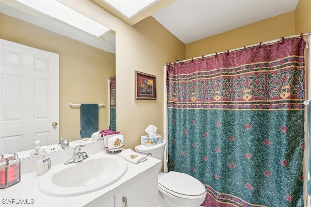 914 SW 3rd Ave, Cape Coral, FL 33991 - bathroom with toilet, vanity, and a shower with curtain