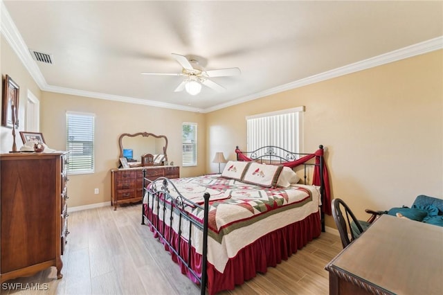 914 SW 3rd Ave, Cape Coral, FL 33991 - bedroom featuring light wood-type flooring, crown molding, baseboards, and ceiling fan