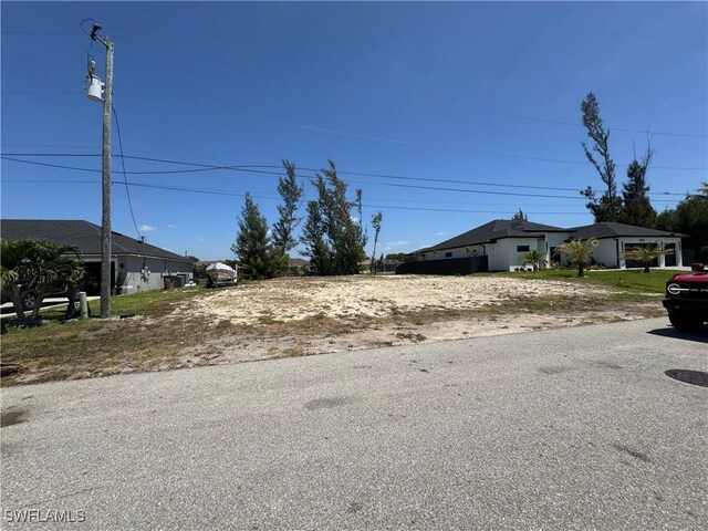 839 SW 24th St, Cape Coral, FL 33991