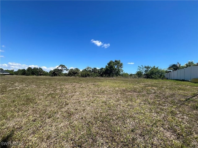 2102 NE 26th St, Cape Coral, FL 33909