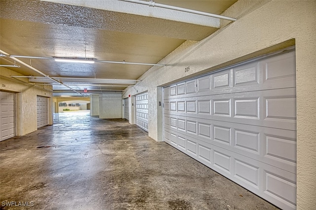 garage featuring a textured wall