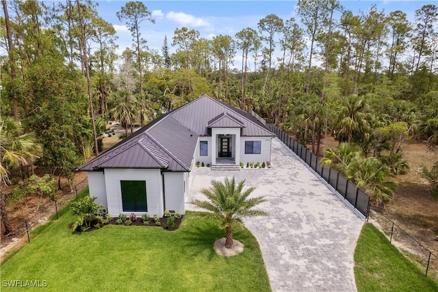 4693 13th Ave SW, Naples, FL 34116 - view of outdoor structure featuring fence