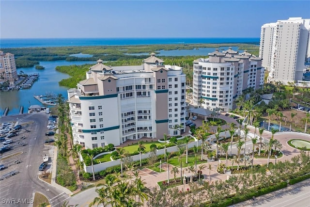 bird's eye view featuring a water view