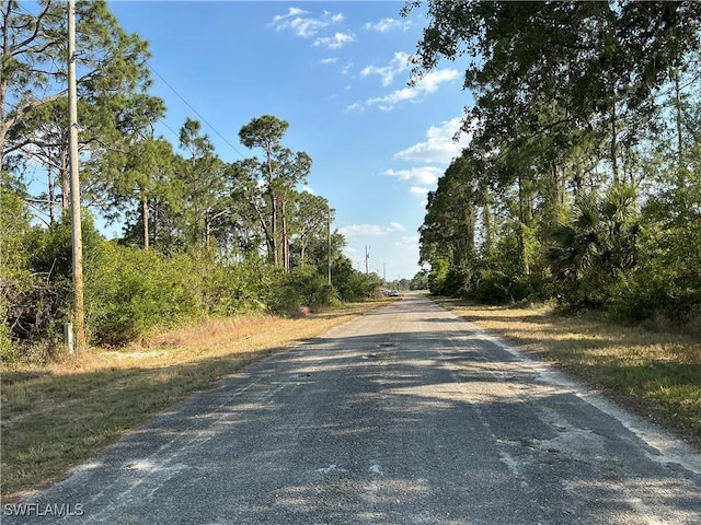 637 Crossarm Ave S, Lehigh Acres, FL 33974