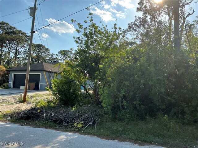 636 Sunflower Ave S, Lehigh Acres, FL 33974