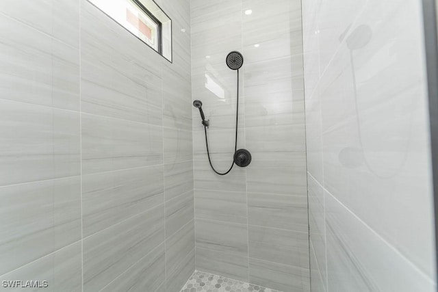 1412 5th Ave, Lehigh Acres, FL 33972 - full bathroom featuring a tile shower