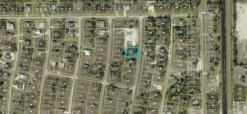 712 Godwid Ave S, Lehigh Acres, FL 33974