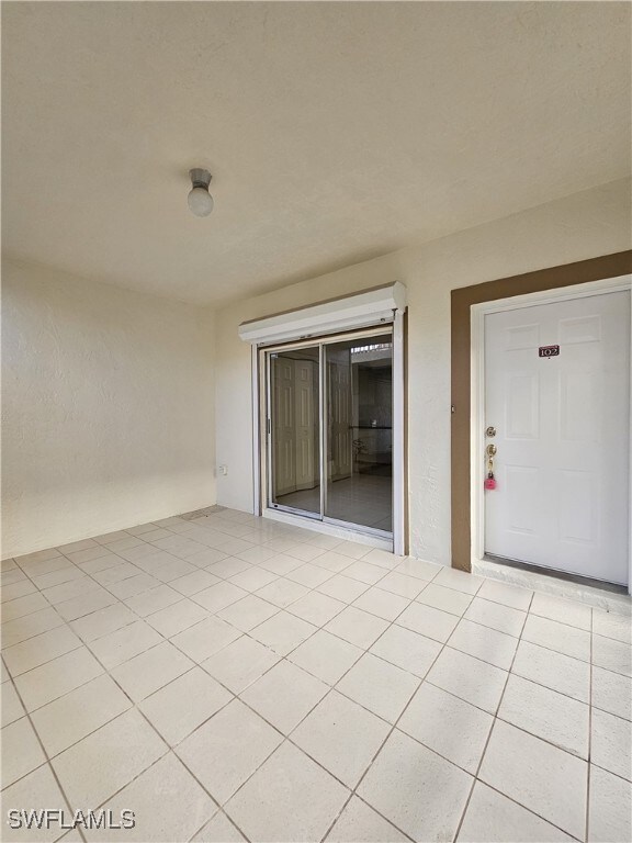 6025 Chardonnay Ln Unit 102, Naples, FL 34119 - view of patio