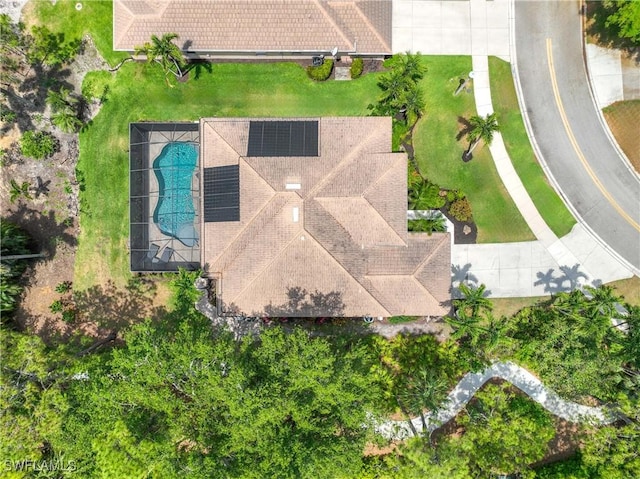 view of subject property featuring a pool
