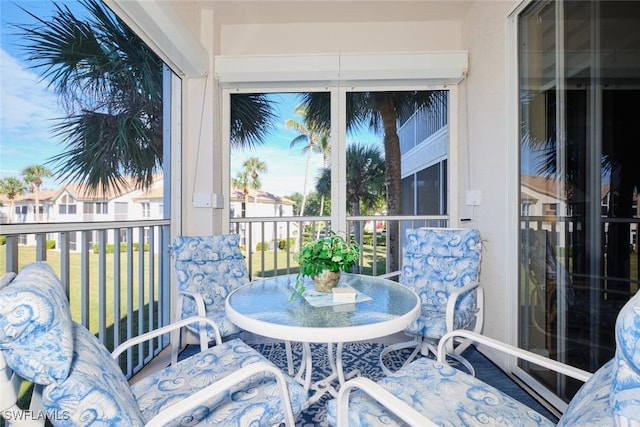 view of sunroom / solarium