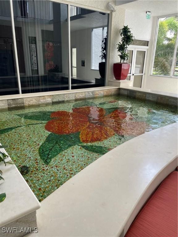 view of yard with a swimming pool