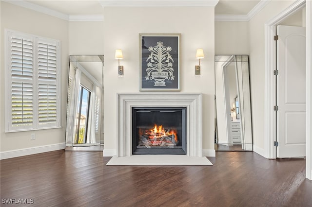 15460 Catalpa Cove Ln, Fort Myers, FL 33908 - unfurnished living room featuring wood finished floors, ornamental molding, a glass covered fireplace, and baseboards