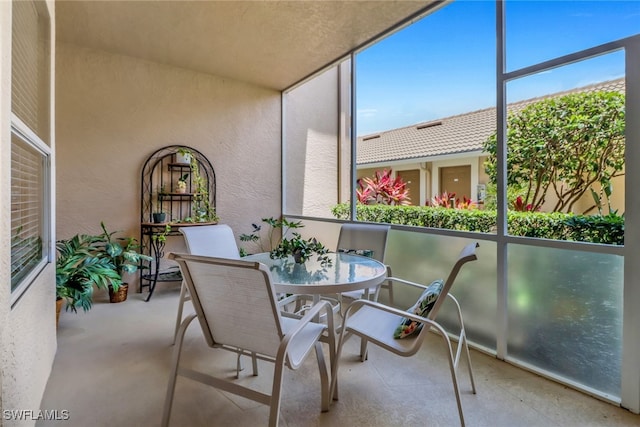 view of sunroom / solarium