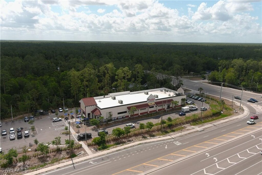 4th Ave NE, Naples, FL 34120