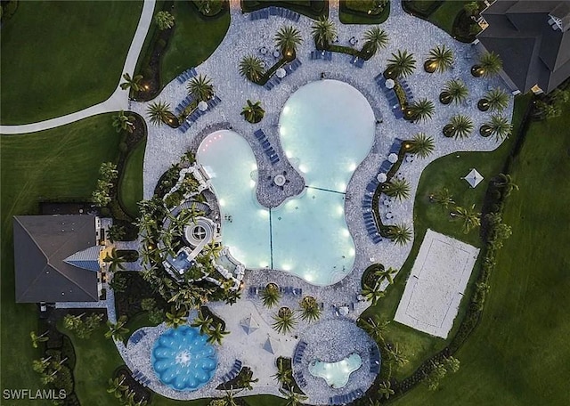 drone / aerial view