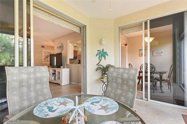 11019 Mill Creek Way Unit 903, Fort Myers, FL 33913 - view of sunroom / solarium