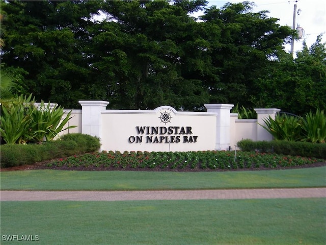 view of community / neighborhood sign