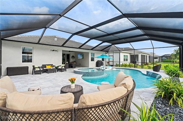 28140 Captiva Shell Loop, Bonita Springs, FL 34135 - view of pool featuring a pool with connected hot tub, a patio area, outdoor lounge area, and a ceiling fan