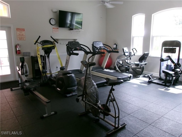 exercise room featuring a ceiling fan