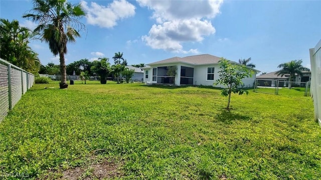 2847 SW 26th Pl, Cape Coral, FL 33914 - view of yard with fence