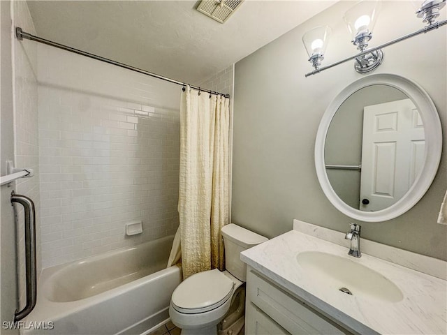 75 Hardee St, Labelle, FL 33935 - full bath with toilet, shower / bath combination with curtain, and vanity