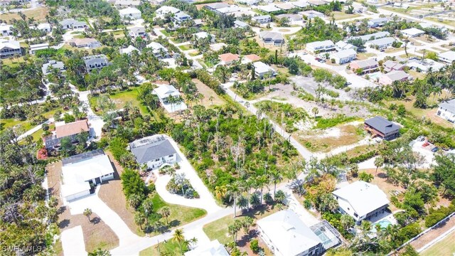 13451 Almond Dr, Fort Myers, FL 33908