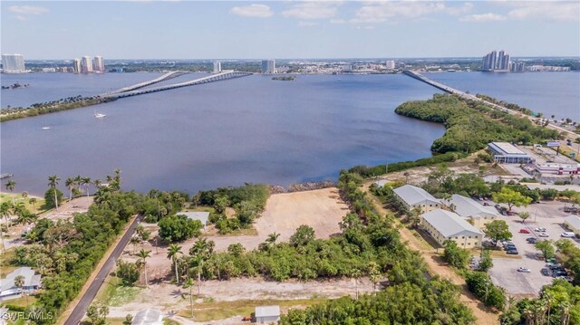 1059 River Rd, North Fort Myers, FL 33903