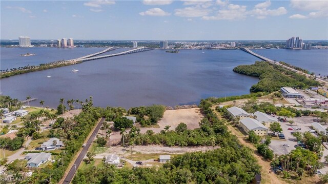1059 River Rd, North Fort Myers, FL 33903