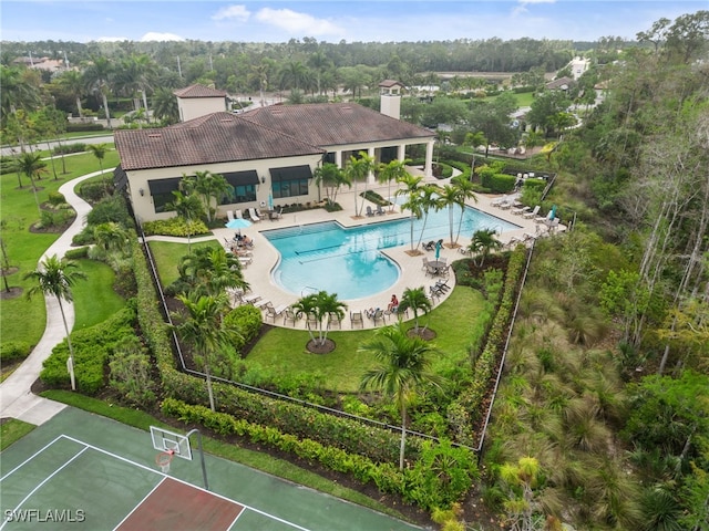 4437 Tamarind Way, Naples, FL 34119 - view from above of property featuring a pool area
