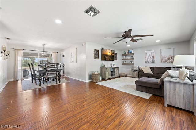 217 W Del Monte Ave, Clewiston, FL 33440 - living room with baseboards, recessed lighting, visible vents, and wood finished floors