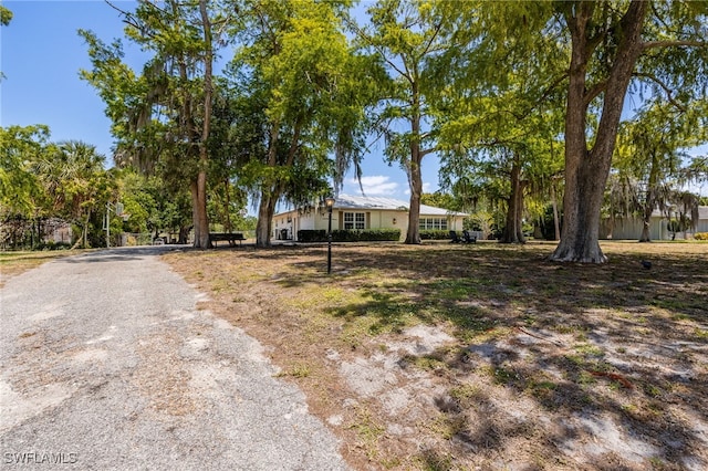 217 W Del Monte Ave, Clewiston, FL 33440 - ranch-style home with driveway