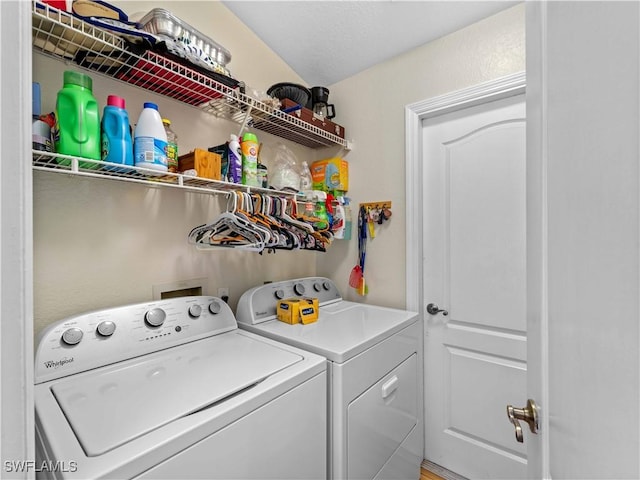 507 NE 31st St, Cape Coral, FL 33909 - laundry room with separate washer and dryer and laundry area