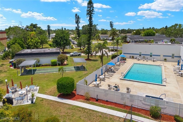 6861 Bogey Dr, Fort Myers, FL 33919 - community pool with a patio area