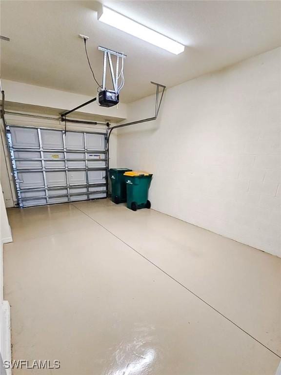 2685 Citrus St, Naples, FL 34120 - garage with a garage door opener