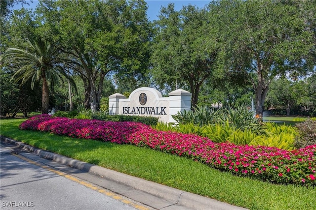 3803 Valentia Way, Naples, FL 34119 - community / neighborhood sign with a yard