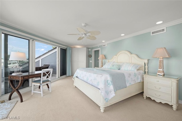 bedroom featuring light carpet, crown molding, recessed lighting, and ceiling fan