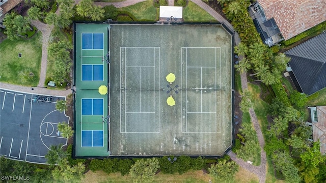 9231 Shadow Oak Ln, Naples, FL 34120 - drone / aerial view