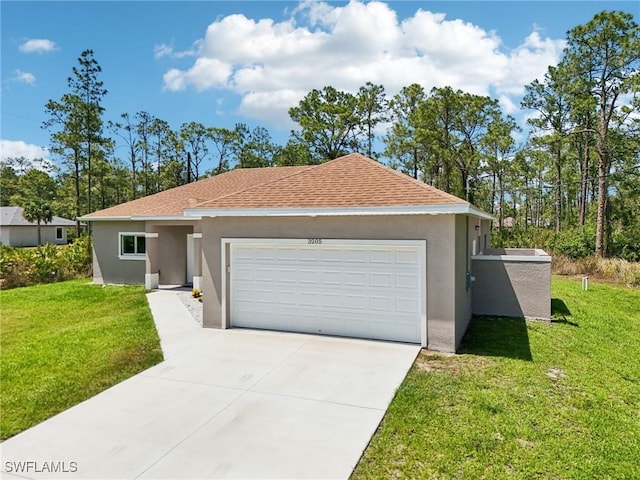 ranch-style house with stucco siding, an attached garage, driveway, and a front yard