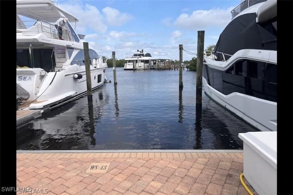14030 Mcgregor Blvd, Cape Coral, FL 33908