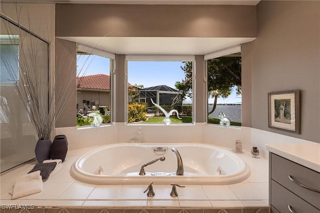 12439 Prather Ave, Port Charlotte, FL 33981 - full bath featuring a jetted tub