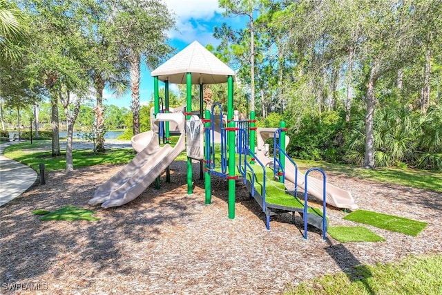 1786 Tarpon Bay Dr S Unit 102, Naples, FL 34119 - view of communal playground