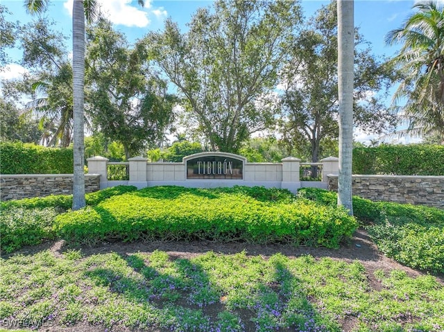 2745 Tiburon Blvd E Unit 102, Naples, FL 34109 - view of community / neighborhood sign