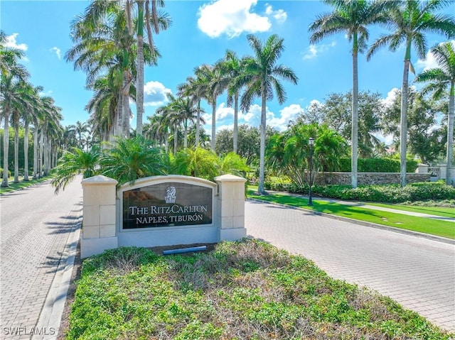 2745 Tiburon Blvd E Unit 102, Naples, FL 34109 - view of community sign