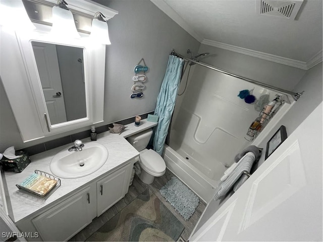 5570 Cypresswoods Resort Dr, Fort Myers, FL 33905 - bathroom with crown molding, toilet, vanity, and shower / bath combo with shower curtain