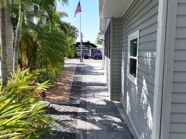 5570 Cypresswoods Resort Dr, Fort Myers, FL 33905 - view of side of home