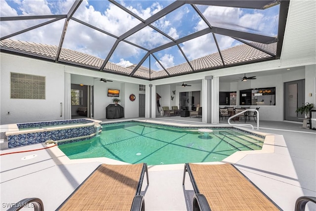 4081 Marianne Key Rd, Punta Gorda, FL 33955 - view of pool with ceiling fan, a patio area, a pool with connected hot tub, and a lanai