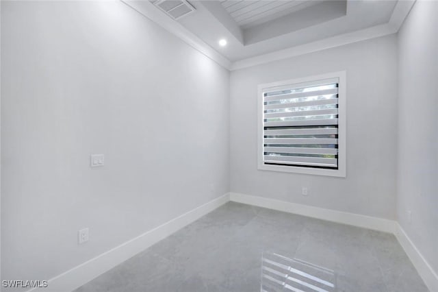 333 12th Ave NE, Naples, FL 34120 - empty room with a tray ceiling, baseboards, and recessed lighting