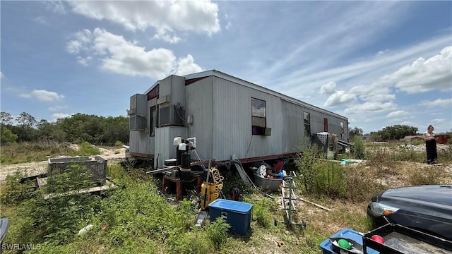 17200 Kentara Way, Fort Myers, FL 33913 - view of side of home