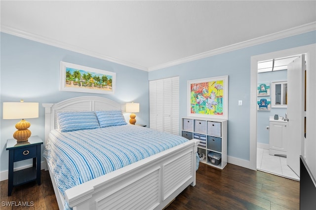 190 Turtle Lake Ct Unit 311, Naples, FL 34105 - bedroom with ornamental molding, wood finished floors, and baseboards